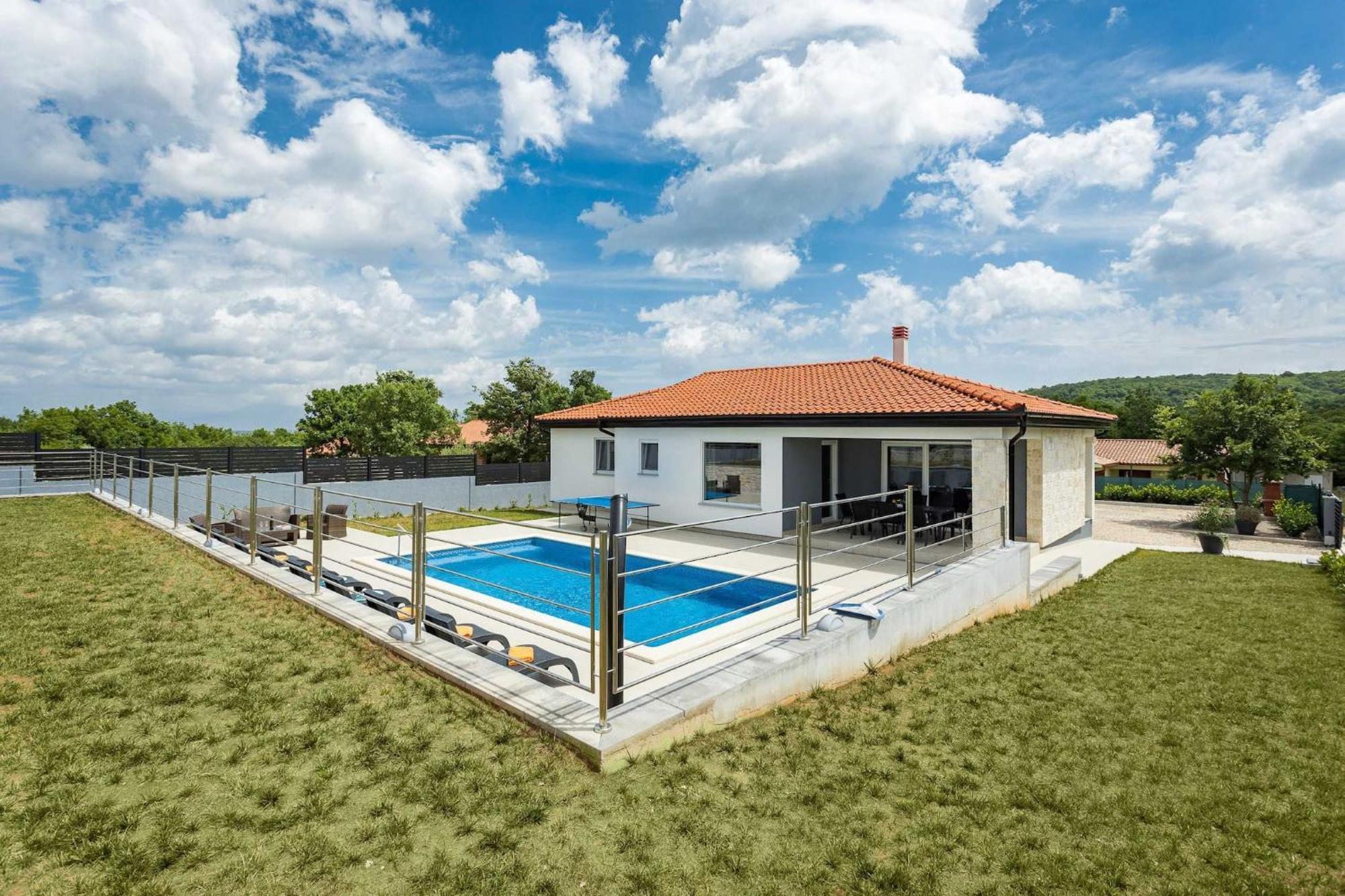 Holiday Home Greta 라빈 외부 사진