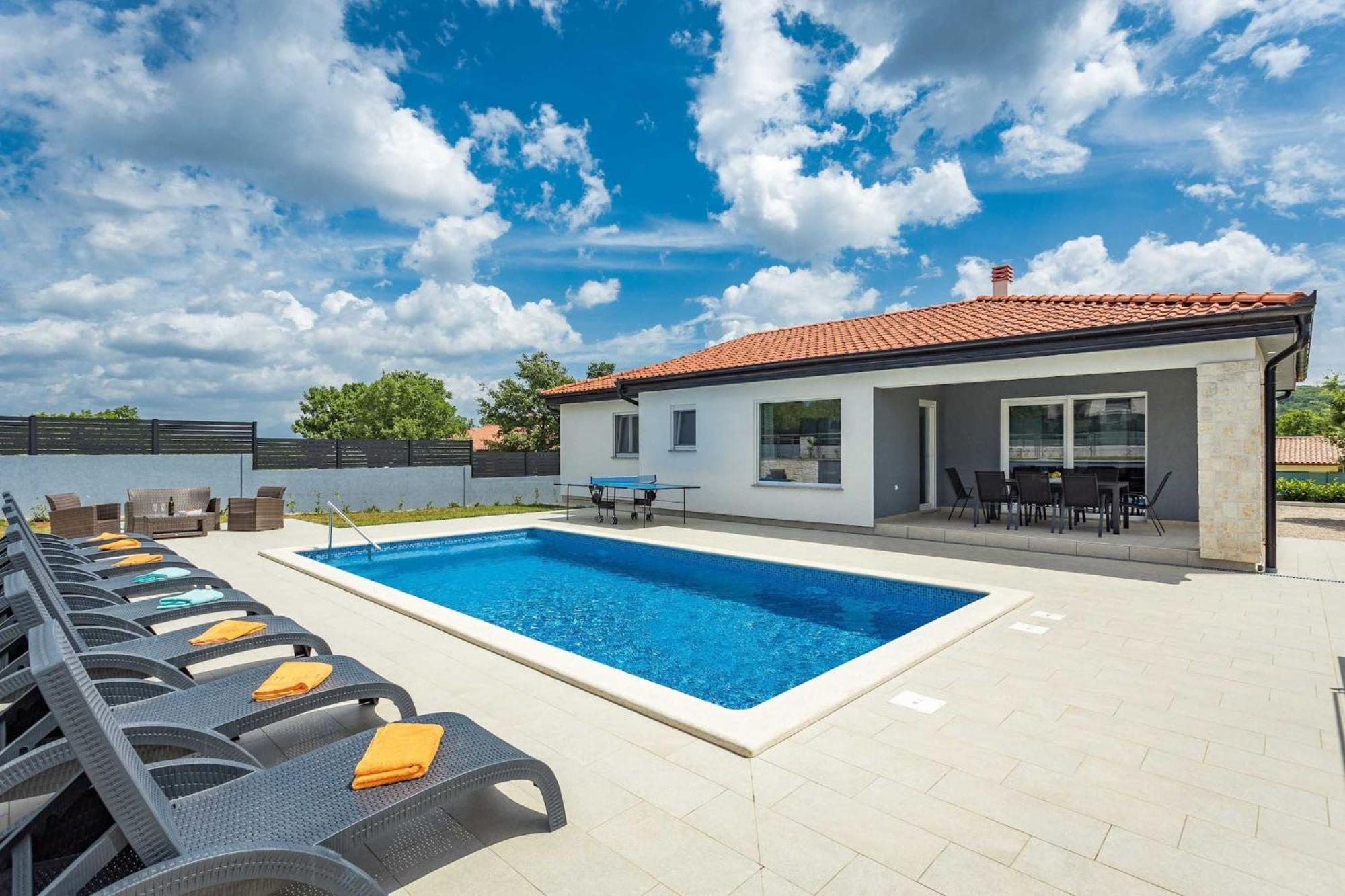 Holiday Home Greta 라빈 외부 사진