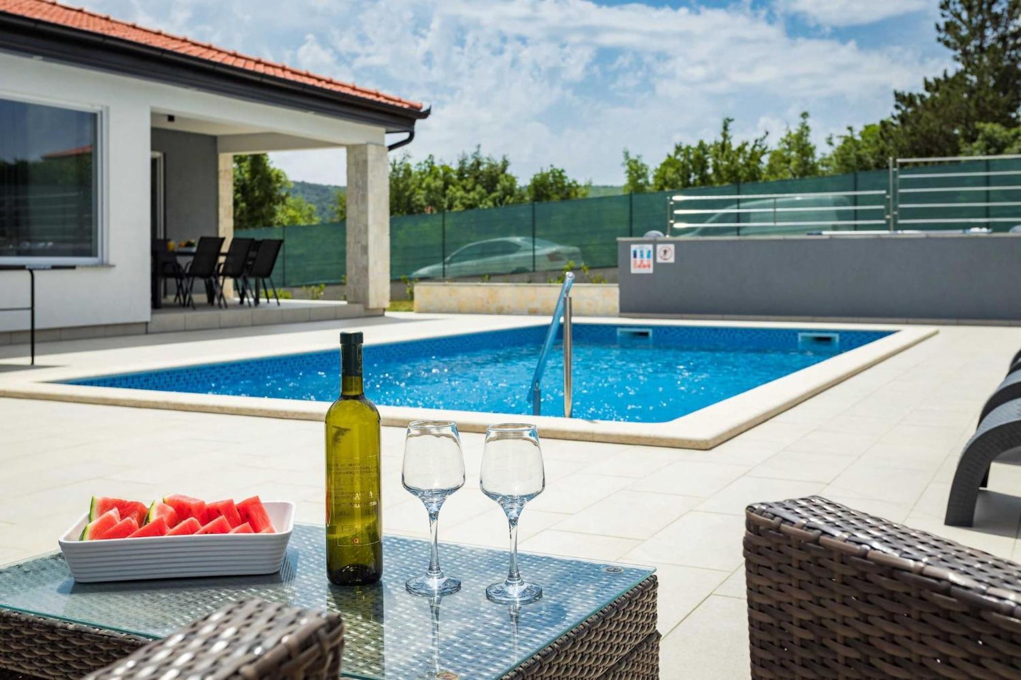 Holiday Home Greta 라빈 외부 사진
