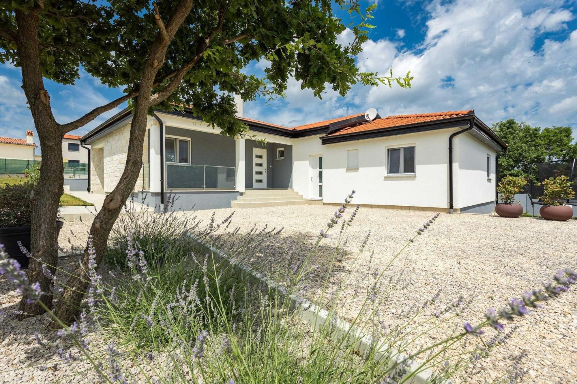 Holiday Home Greta 라빈 외부 사진